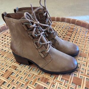SOREL Cait Leather Lace Up Boots